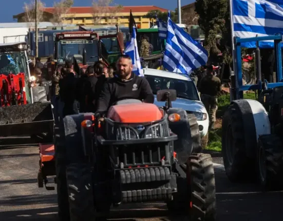 «Πλάτη δεν ξαναβάζουμε»: Οριστικό «όχι» και από τους αγρότες της Κρήτης στον Μητσοτάκη – Πλήρης ρήξη με την Πανελλήνια