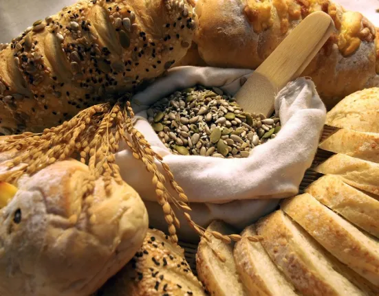 Υδατάνθρακες το βράδυ: Μύθος ή πραγματικότητα οι αρνητικές επιπτώσεις;