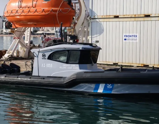 Χίος: Η επόμενη μέρα της πολύνεκρης σύγκρουσης – Μάχη για τη ζωή δίνουν οι τραυματίες