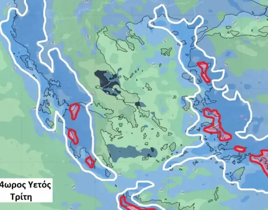 Καιρός «εξπρές» την Τρίτη: Προειδοποίηση Καλλιάνου για ισχυρές καταιγίδες σε κορεσμένα εδάφη