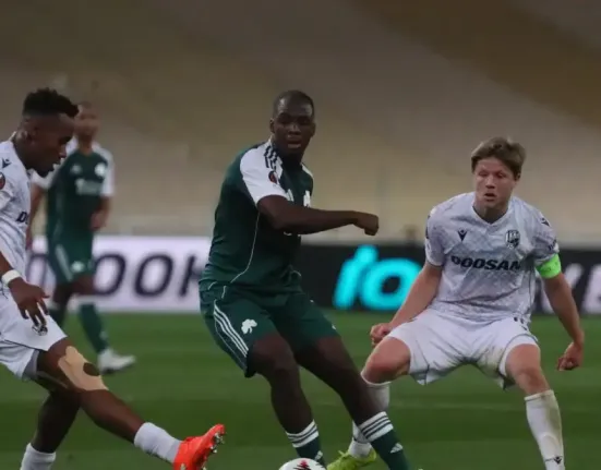 Ο Παναθηναϊκός δεν κατάφερε να εκμεταλλευτεί τη λάμψη του Τετέι, ο ΠΑΟΚ στοχεύει στην υπέρβαση στην Ισπανία