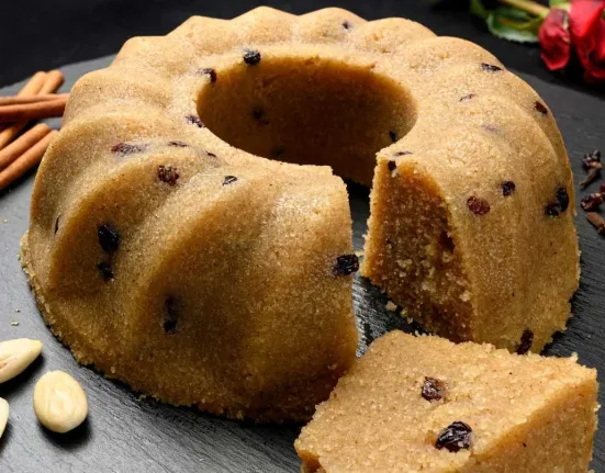 Ο απόλυτος σπιτικός χαλβάς: Το μυστικό συστατικό για να μην λασπώσει και 3 παραλλαγές που θα εντυπωσιάσουν