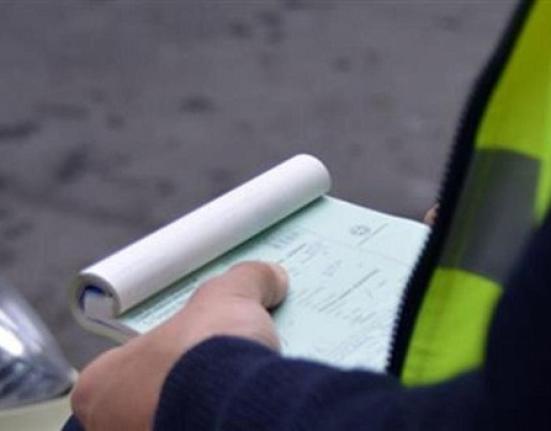 Πώς διαγράφεται μια κλήση της Τροχαίας: Τι ισχύει για την παραγραφή και πότε ο οδηγός απαλλάσσεται από το πρόστιμο