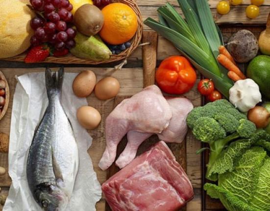 Τι να τρώτε το βράδυ για ν΄αδυνατίσετε