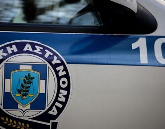 Εξάρθρωση συμμορίας στην Αθήνα: Με όπλα και μαχαίρια λήστευαν πρακτορεία στοιχημάτων