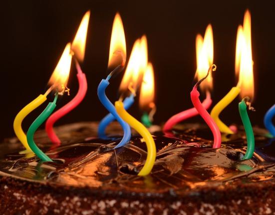 Γιατί πολλοί άνθρωποι σταματούν να γιορτάζουν τα γενέθλιά τους όσο μεγαλώνουν – Οι 10 συχνότεροι λόγοι