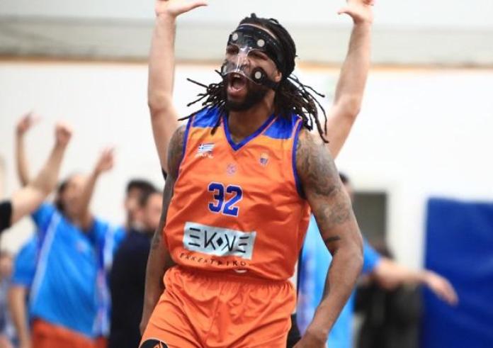 Πέθανε σε τροχαίο ο παίχτης του Πανιωνίου Ντόνοβαν Μάρσαλ - Θρηνεί το ελληνικό μπάσκετ