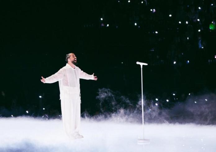 Τελικός Eurovision 2024: Ο Γάλλος τραγούδησε δύο μέτρα απ’ το μικρόφωνο – Mία φωνή από άλλο πλανήτη
