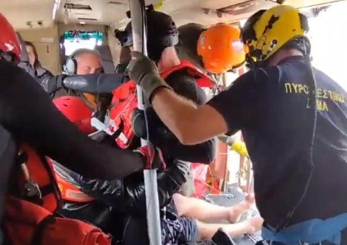 Καρδίτσα: Διασώσεις εγκλωβισμένων με ελικόπτερα - Σε πλήρη εξέλιξη οι επιχειρήσεις διάσωσης από τον στρατό