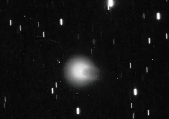 Κομήτης σε μέγεθος πόλης με 2 κέρατα πλησιάσει τη Γη