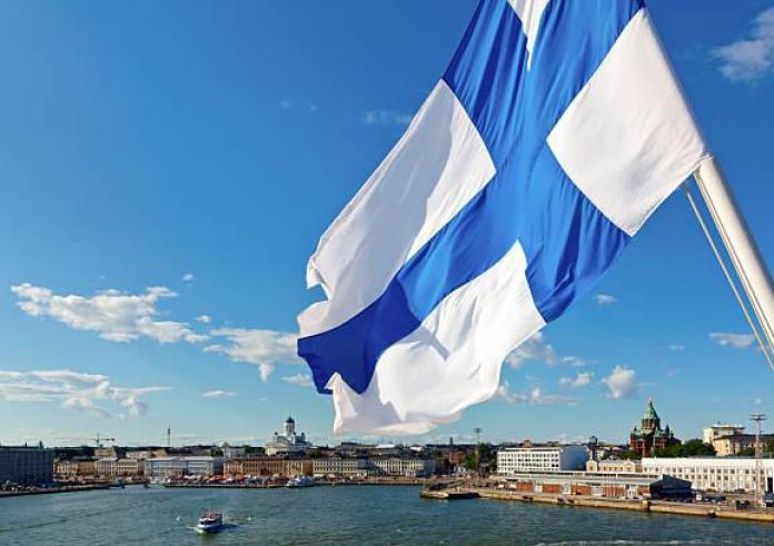 Ψάχνεις την ευτυχία; Η Φινλανδία σου πληρώνει όλα τα έξοδα για να μείνεις εκεί το καλοκαίρι