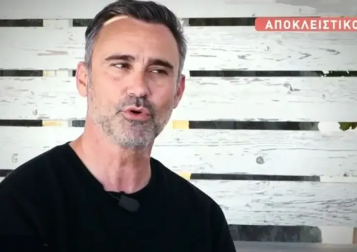 Γιώργος Καπουτζίδης: Απαντάει για τον λόγο που άργησε να κάνει coming out