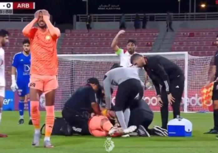 Σοκ σε ποδοσφαιρικό ματς στο Κατάρ: Παίκτης έπαθε κρίση επιληψίας εν ώρα αγώνα