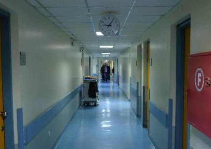 Κατέρρευσε κομμάτι οροφής στο Νοσοκομείο του Ρίου
