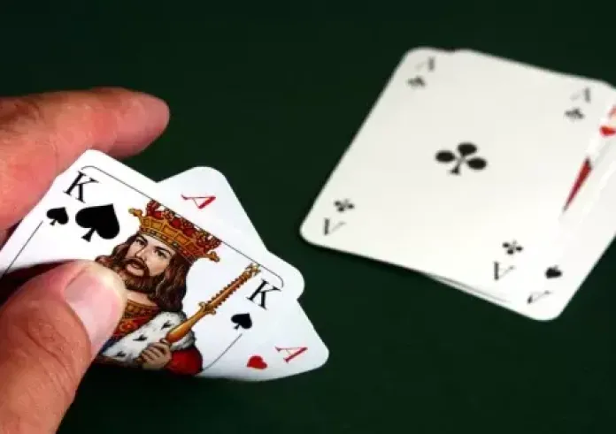 Παίζουμε χαρτιά; Πώς παίζεται η αγαπημένη 31; Οι κανόνες του παιχνιδιού