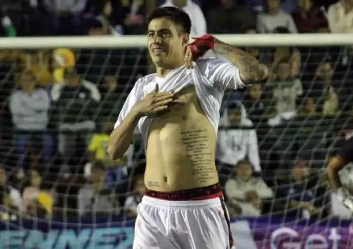 Ποδοσφαιριστής 31 ετών δολοφονήθηκε με έξι σφαίρες την ώρα του αγώνα μέσα σε γήπεδο στο Μεξικό