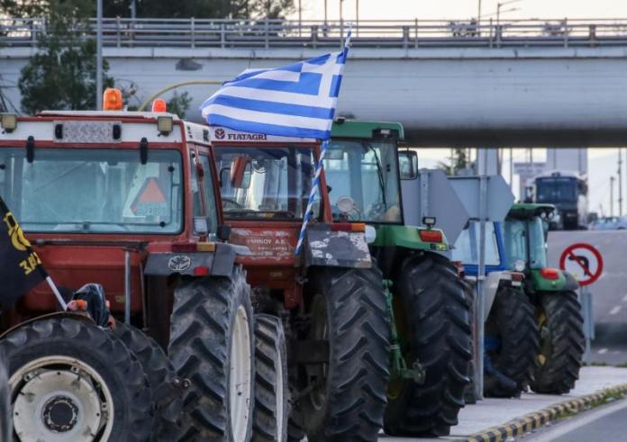 Αγρότες: Απόβαση με τρακτέρ την Τρίτη στην Αθήνα – Κλείνουν δρόμους, λιμάνια και τελωνεία