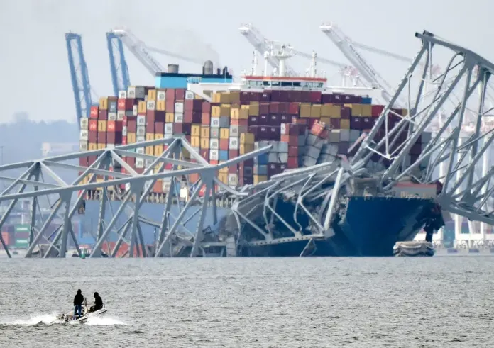 Οι ήρωες του πλοίου Dali που προσέκρουσε στη γέφυρα στη Βαλτιμόρη – Το σήμα κινδύνου που έσωσε ζωές
