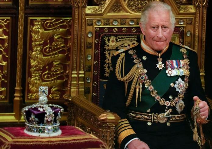 Βασιλιάς Κάρολος: Του δίνουν μόλις δύο χρόνια ζωής - Είναι ήδη έτοιμη η κηδεία του