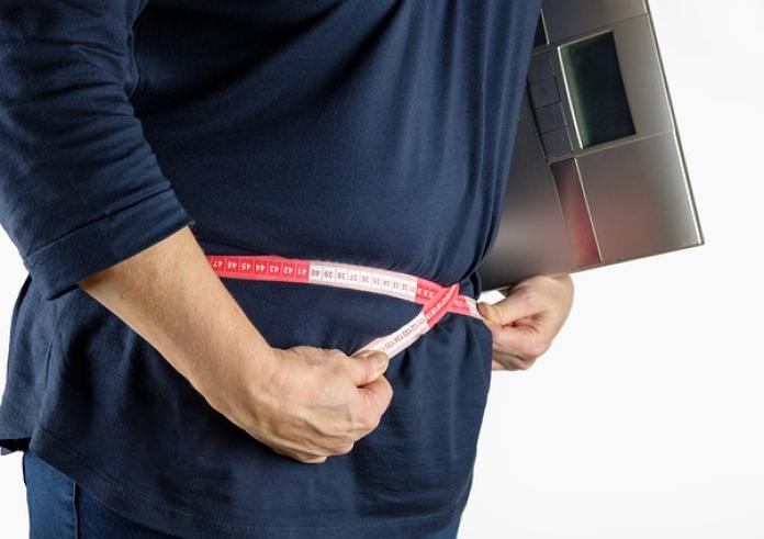 5 λόγοι που δυσκολευόμαστε να χάσουμε βάρος καθώς μεγαλώνουμε