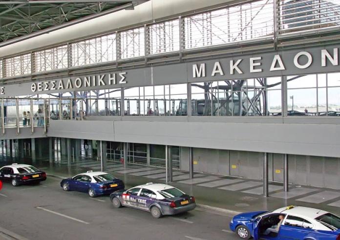 Χαμός σε αεροδρόμιο Μακεδονία: Έχασε την πτήση και η αντίδρασή του σόκαρε τους πάντες