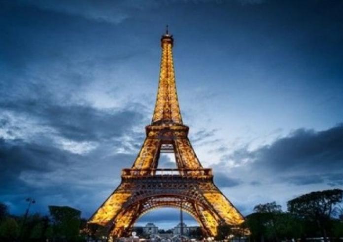 Ενεργειακή κρίση: Σβήνουν τα φώτα το βράδυ σε δημοτικά κτίρια και μνημεία στο Παρίσι