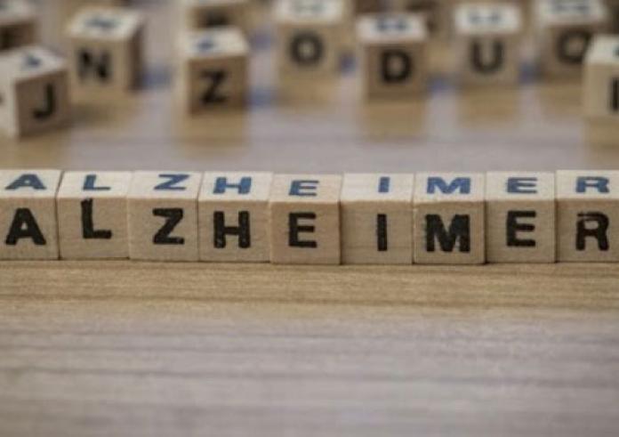 Αλτσχάιμερ: Σε σπάνιες περιπτώσεις η ασθένεια μπορεί να είναι μεταδοτική