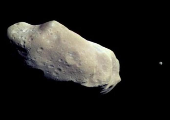Διάστημα: Αστεροειδής κινείται προς τη Γη – «Δυνητικά επικίνδυνος» τα επόμενα χρόνια λένε οι επιστήμονες