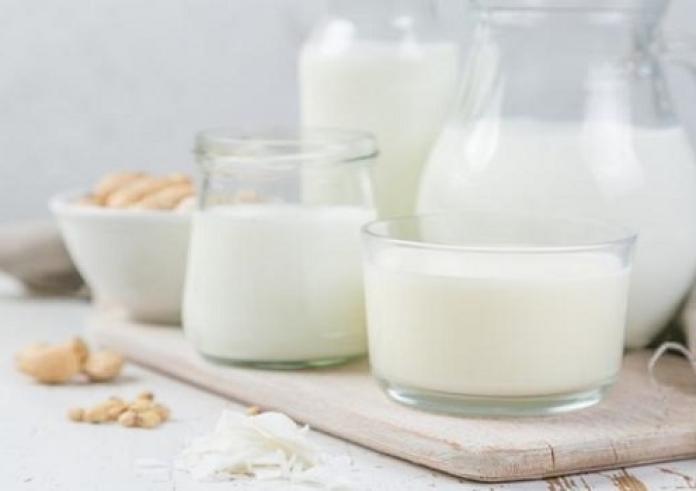 Ποιο είναι το καλύτερο φυτικό γάλα και γιατί να το επιλέξεις;