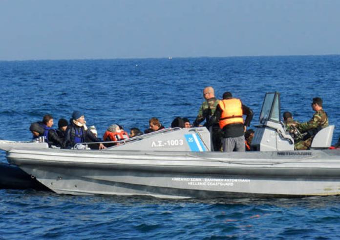 Σάμος: Ναυάγιο με 26 μετανάστες - Ένας νεκρός - Συνεχίζονται οι έρευνες για αγνοούμενους