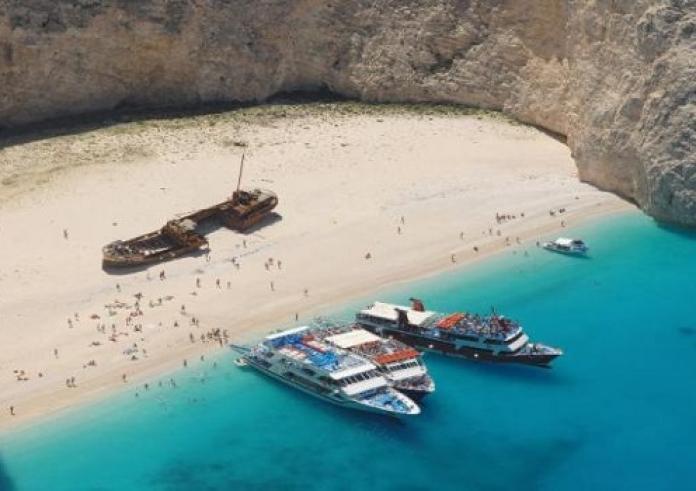 Αυτή η ελληνική παραλία είναι η καλύτερη του κόσμου για το 2018!