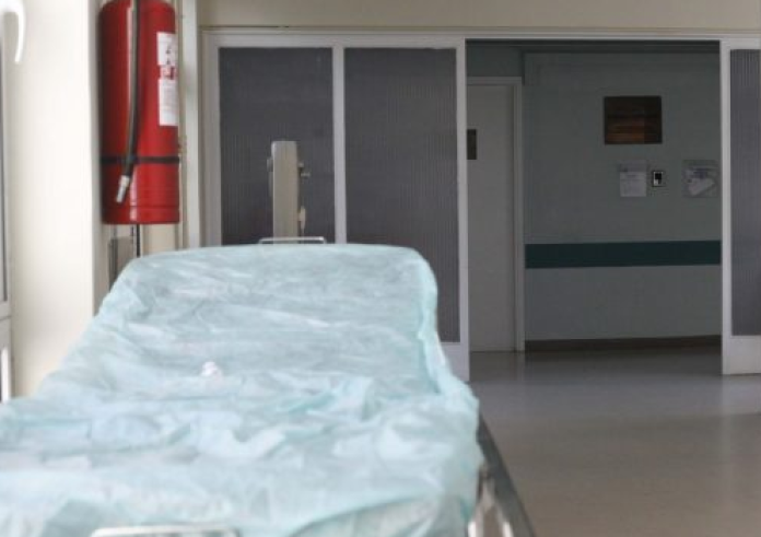Νοσοκομείο Ρίου: Φωτιά σε κρεβάτι ασθενούς - Κατέρρευσε ψευδοροφή από τα νερά