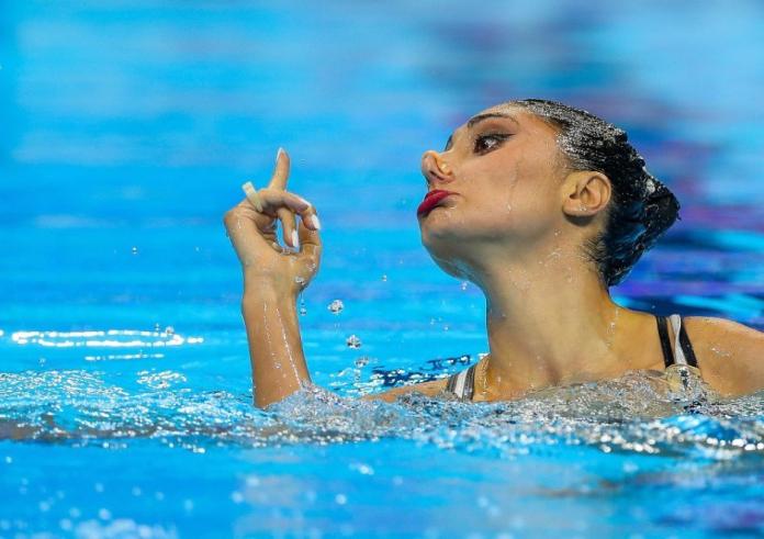 Ευαγγελία Πλατανιώτη: Παγκόσμια πρωταθλήτρια στην καλλιτεχνική κολύμβηση