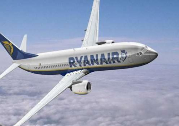 Η Ryanair δίνει εισιτήρια από 13 ευρώ, για κρατήσεις ως 31/1
