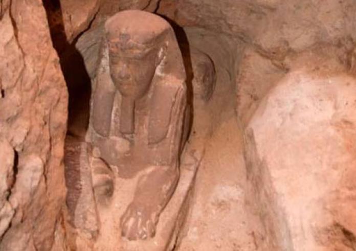 Ανακάλυψαν άγαλμα Σφίγγας σε ναό στην Αίγυπτο