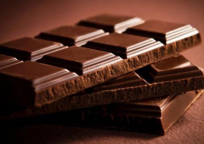 Τι θα συμβεί στον οργανισμό σας αν τρώτε σοκολάτα κάθε μέρα