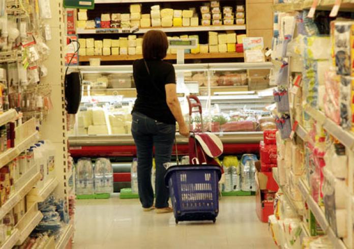 Νέα μέτρα για την ακρίβεια: Σε ποια προϊόντα οι τιμές αυξήθηκαν στα σούπερ μάρκετ, αντί να μειωθούν – Αναλυτικά παραδείγματα
