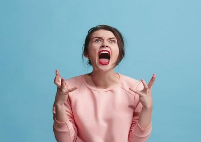 Θυμός: Πώς επηρεάζει καρδιά, εγκέφαλο και έντερο