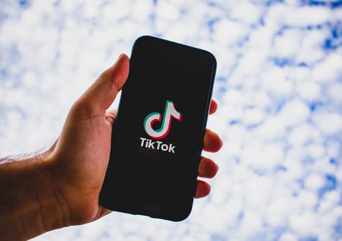 Η απάντηση του TikTok στην απαγόρευση της Κομισιόν