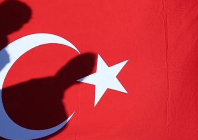 Τούρκος δήμαρχος: Είμαι έτοιμος να γίνω καμικάζι, να εκραγώ ανάμεσα στους Έλληνες στρατιώτες