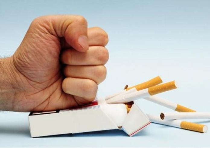 Θες να κόψεις το τσιγάρο; 7 τροφές που θα σε βοηθήσουν να το πετύχεις
