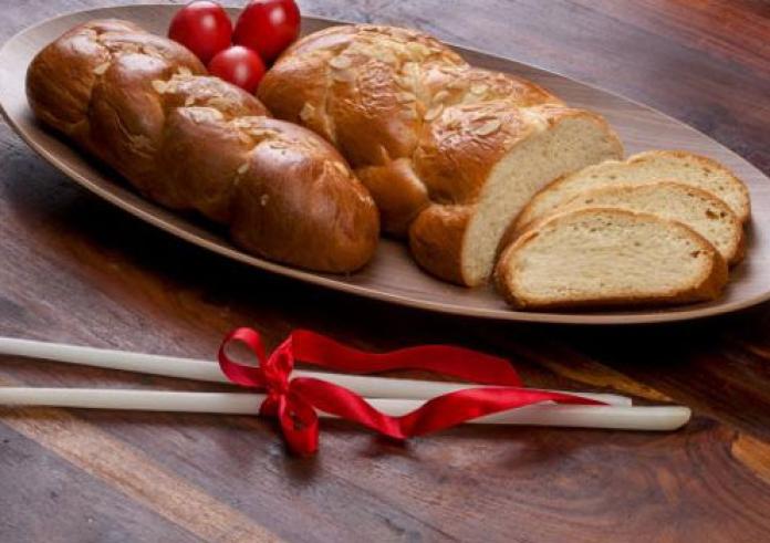 Τσουρέκι Πασχαλινό - Συνταγή: Το ChatGPT προτείνει την συνταγή για το τέλειο πασχαλινό τσουρέκι