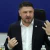 Νίκος Χαρδαλιάς: Η αναδρομή στην εφηβεία του με φωτογραφία του από τις Πανελλήνιες