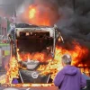 Νύχτα τρόμου στο Μπέλφαστ: Κάτοικοι πυρπόλησαν σπίτια μετά την απόπειρα αποκεφαλισμού άνδρα από Σουδανό