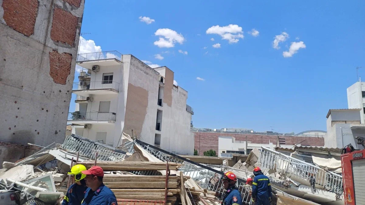 Πετράλωνα: Πέντε προσαγωγές μετά την κατάρρευση πολυκατοικίας