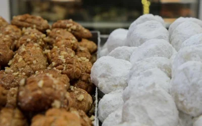 Μελομακάρονα – κουραμπιέδες – δίπλες: Ποιο χριστουγεννιάτικο γλυκό έχει τις περισσότερες θερμίδες