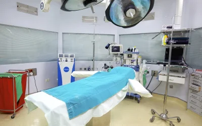 Γιατρός για «φακελάκια»: «Ήμουν ο Άγιος Παντελεήμων – Έπρεπε να τον αφήσω να πεθάνει»