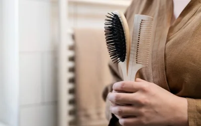Η βούρτσα που μπορεί να καταστρέψει την λάμψη των μαλλιών σας: Μάθετε το λάθος