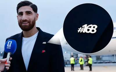 Ιράν στο Μουντιάλ: Πολιτική δήλωση με καρφίτσες «168» κατά των ΗΠΑ