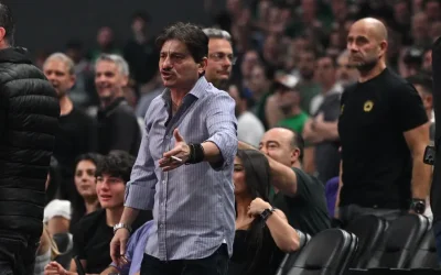 Basket League: Έξαλλος ο Δημήτρης Γιαννακόπουλος με τους διαιτητές, μπήκε στο γήπεδο